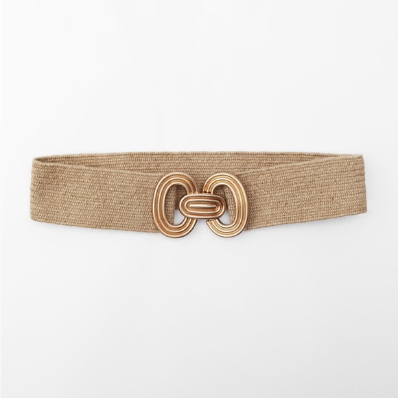 Zara limited edition buckle belt you cannot miss - Picture 3 of 4